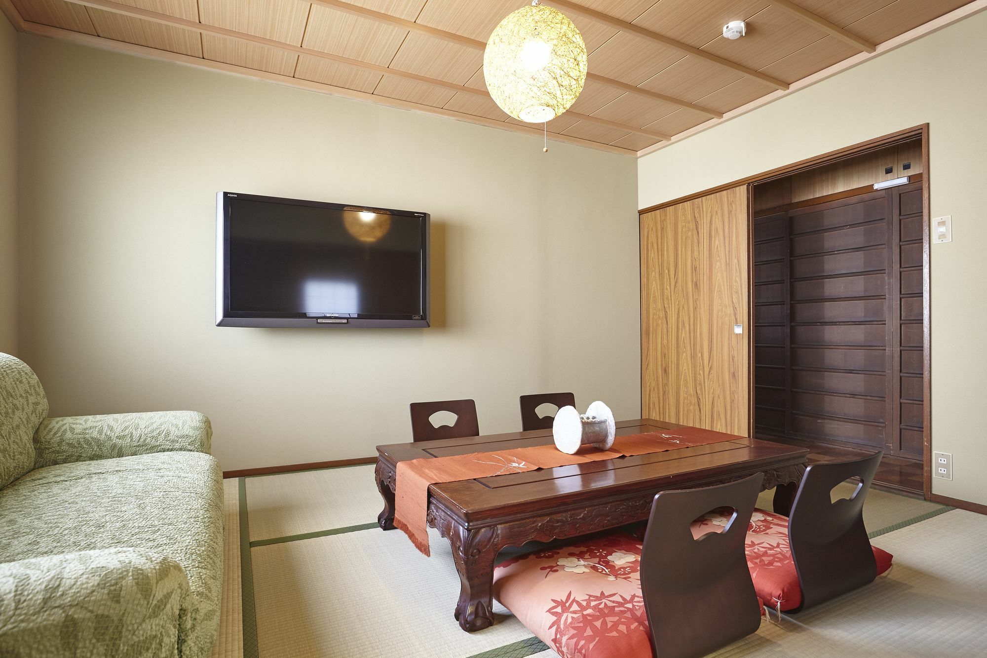Hanafuji Annex Ferienhaus *